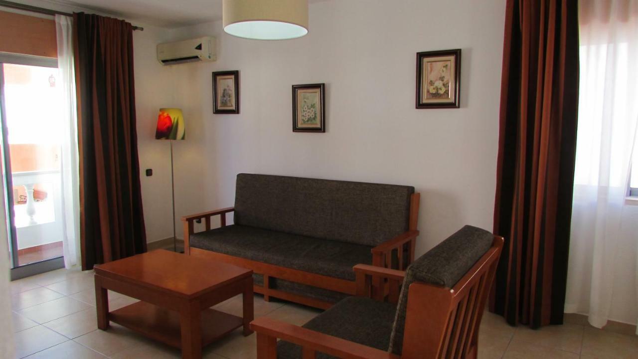 Apartamentos Cabrita Ольюш-ди-Агуа  Экстерьер фото