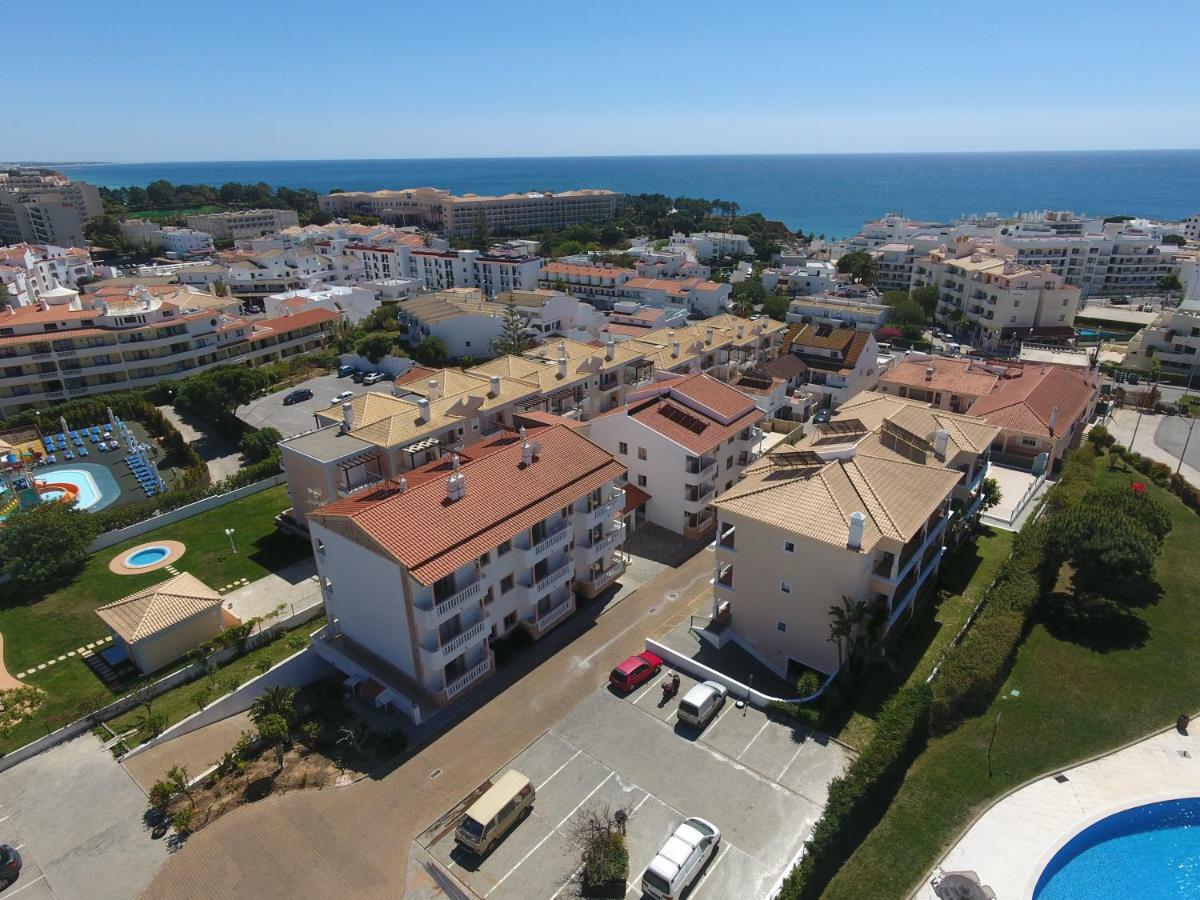 Apartamentos Cabrita Ольюш-ди-Агуа  Экстерьер фото